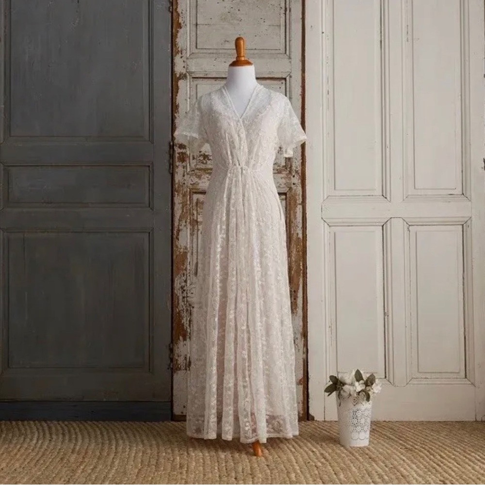 Elestory Enchanted Lace Maxi Dress - Women XS